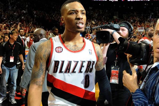 亚运会-中国男篮大胜中国香港 3战全胜晋级8强