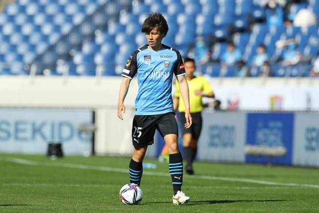 沃特斯27分高登空砍34分 广东送四川8连败